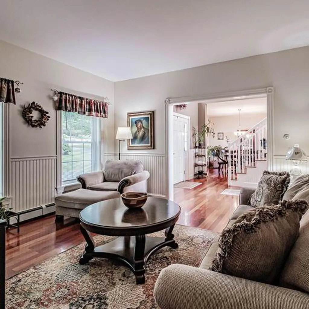 152 Presidential Way Westbrook ME 04092