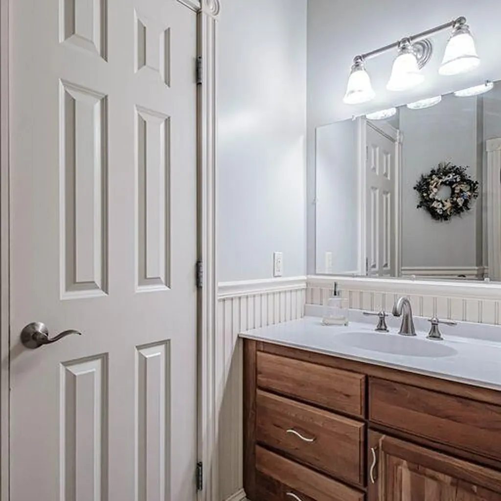 152 Presidential Way Westbrook ME 04092