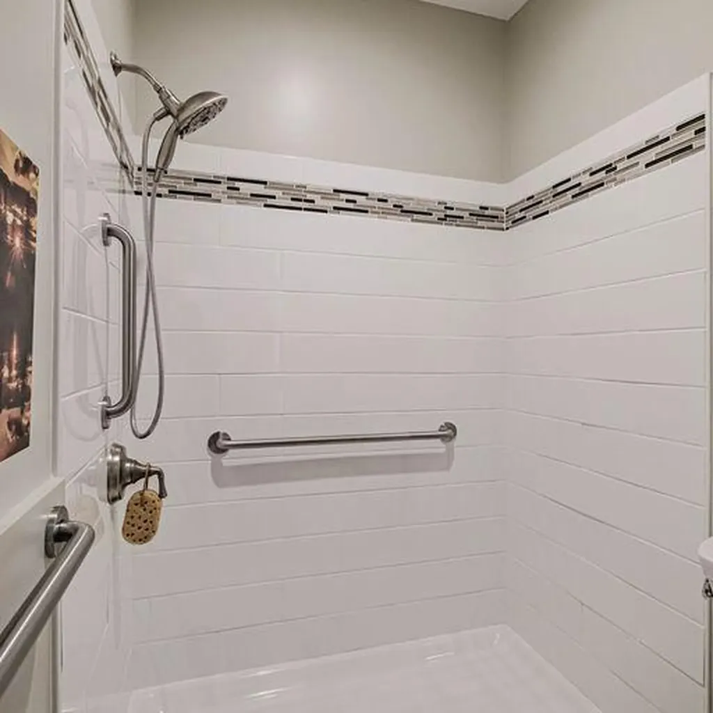 152 Presidential Way Westbrook ME 04092