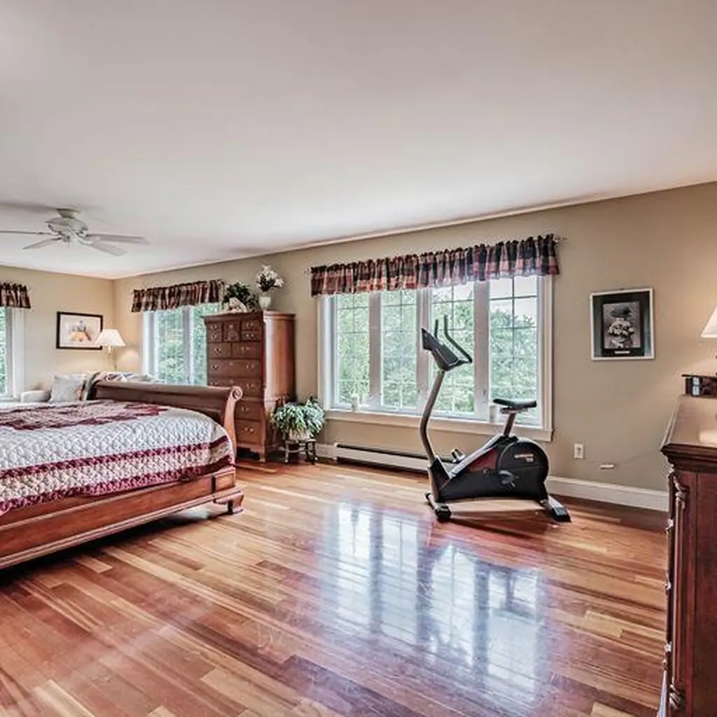152 Presidential Way Westbrook ME 04092