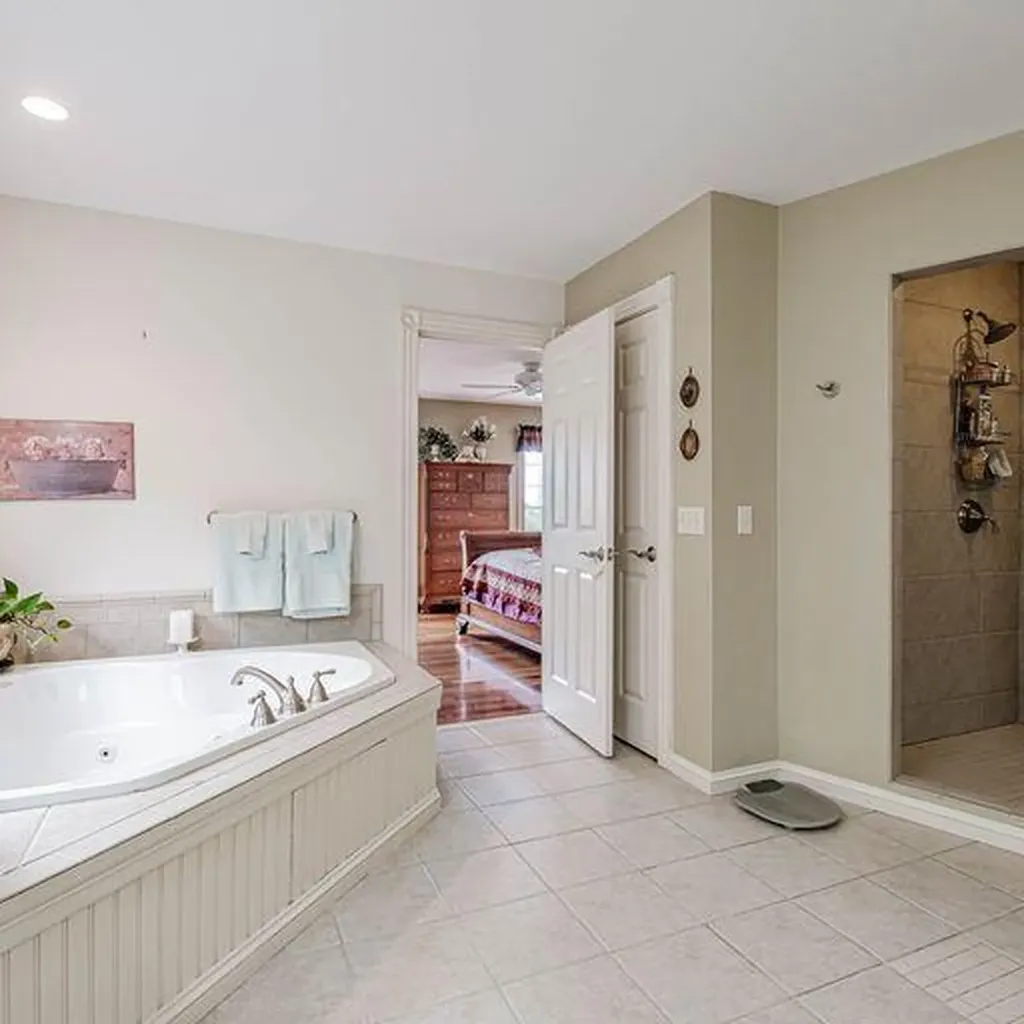 152 Presidential Way Westbrook ME 04092
