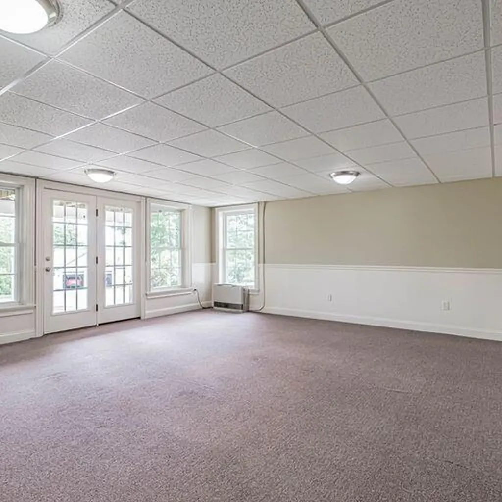 152 Presidential Way Westbrook ME 04092