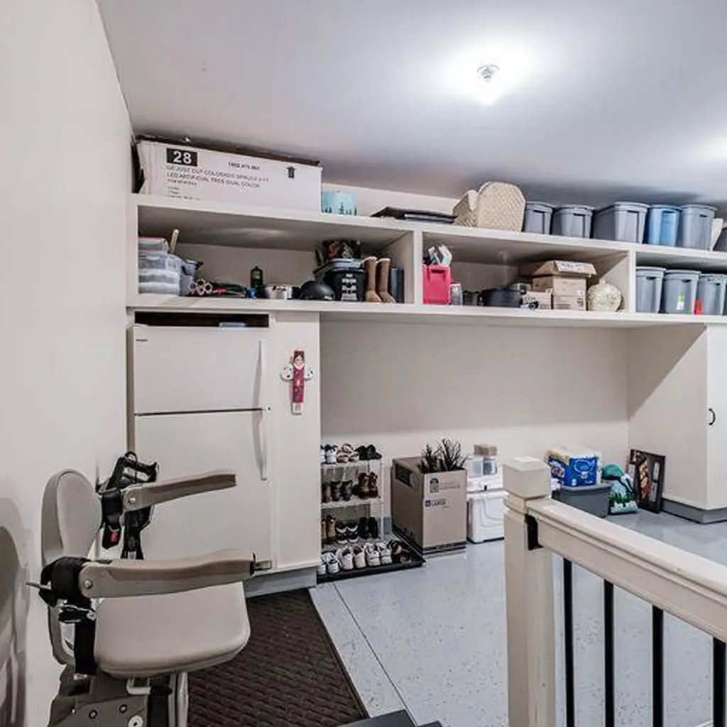 152 Presidential Way Westbrook ME 04092