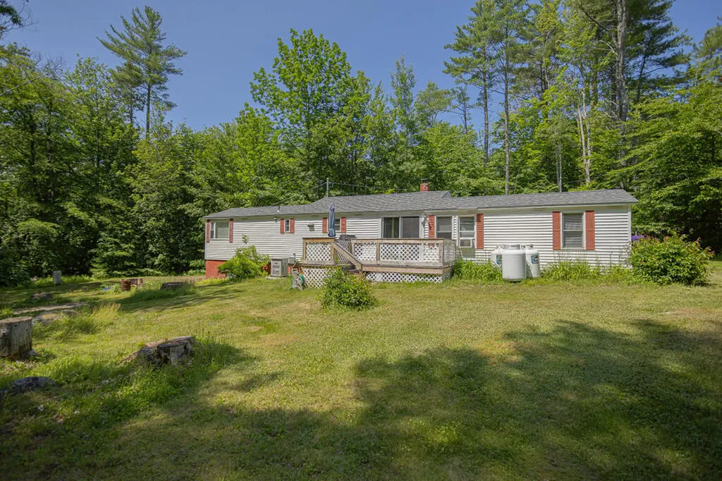 1090 West Road Belgrade ME 04917