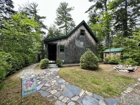 5 Rocky Shore Road Lake View Plt ME 04463