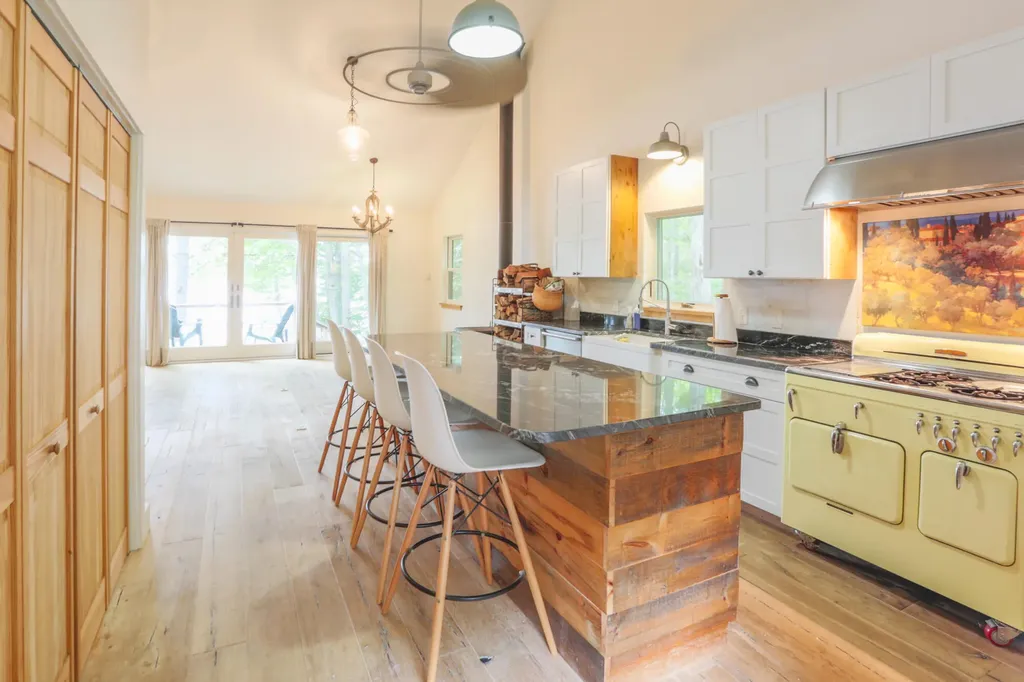94 Lake Road Frankfort ME 04438