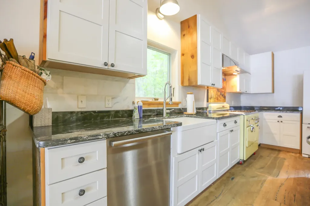 94 Lake Road Frankfort ME 04438