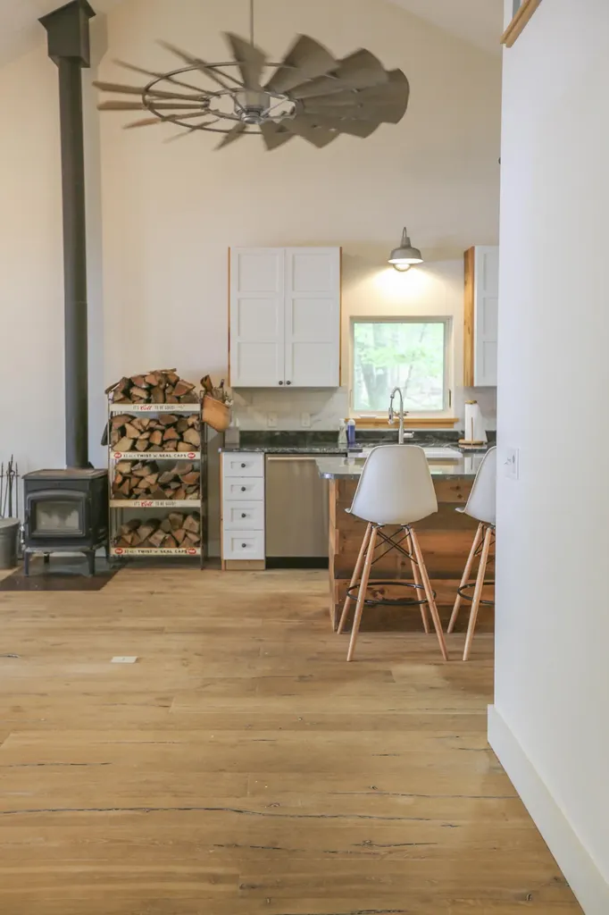 94 Lake Road Frankfort ME 04438