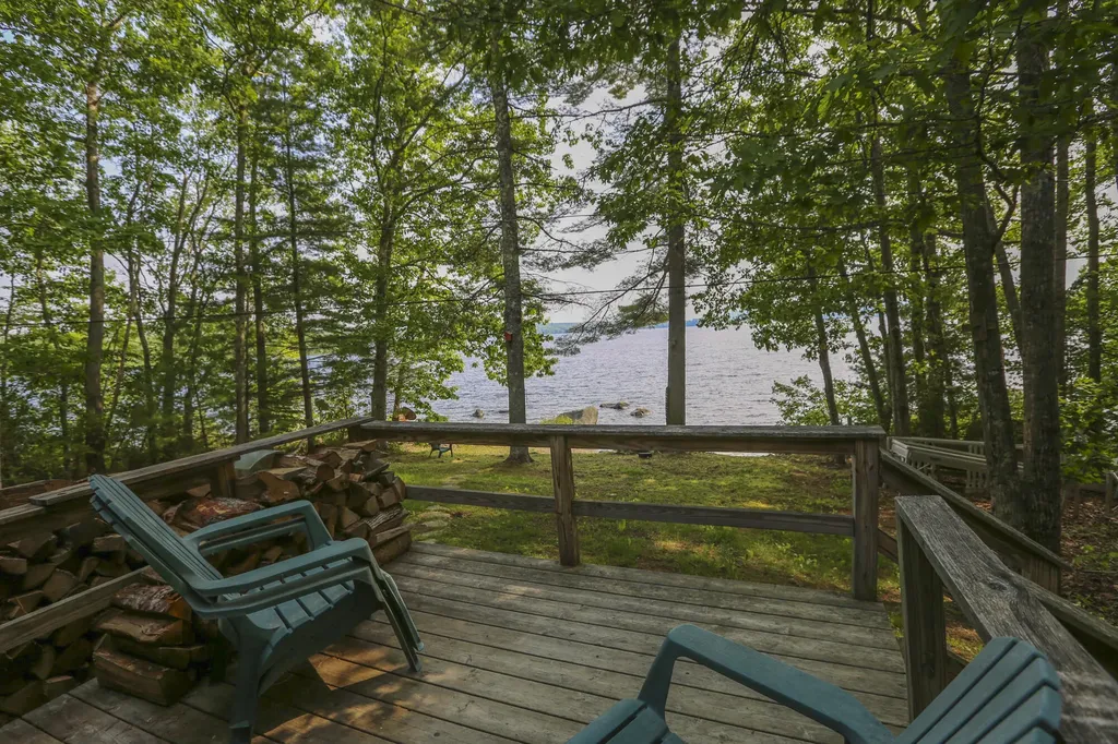 94 Lake Road Frankfort ME 04438