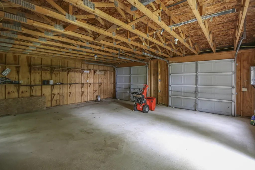 94 Lake Road Frankfort ME 04438