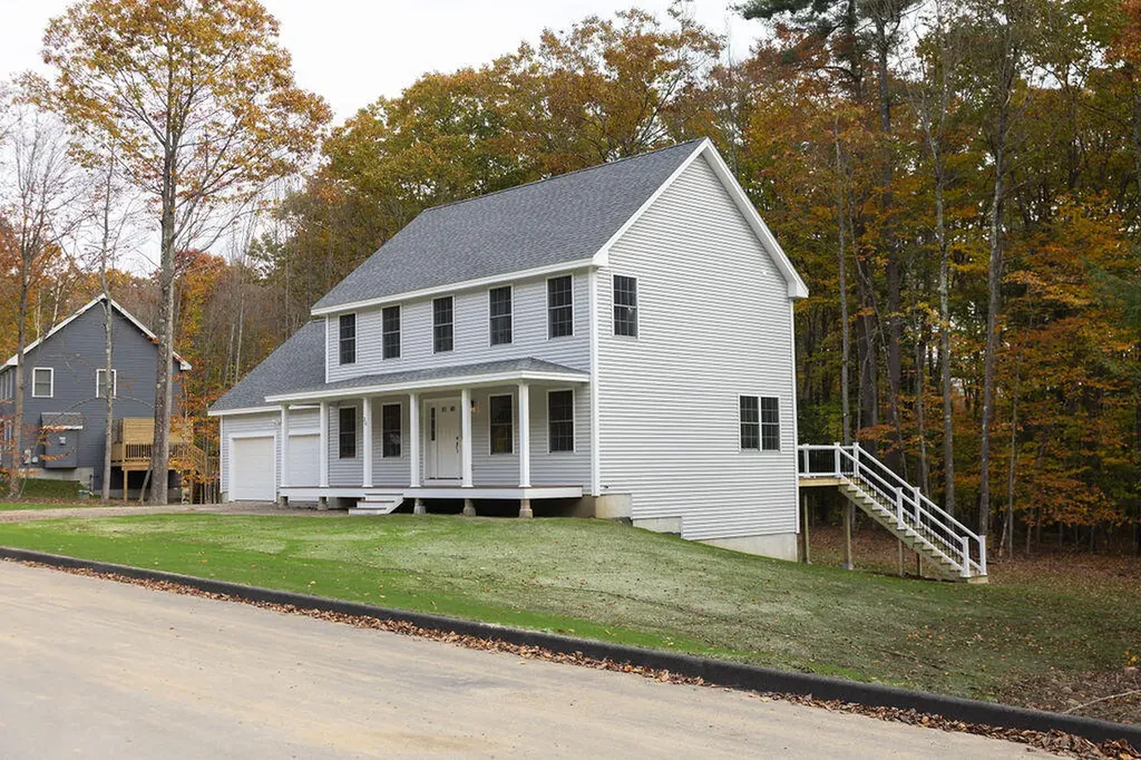 30 Haflinger Lane Berwick ME 03901