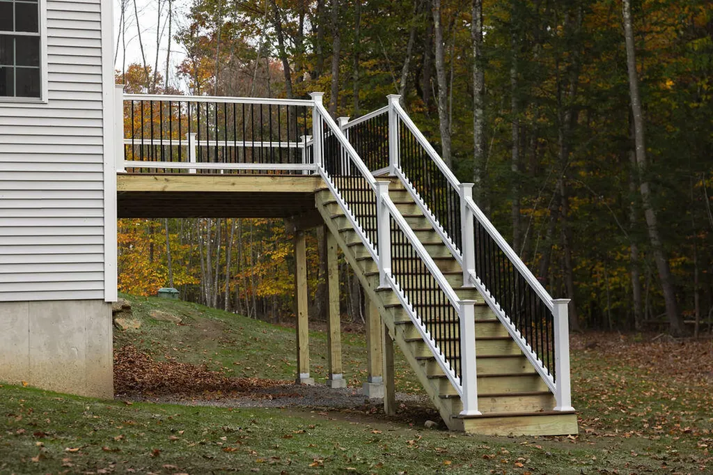 30 Haflinger Lane Berwick ME 03901