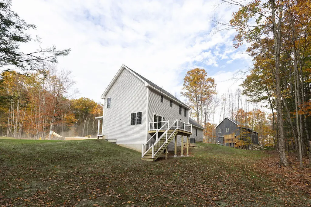 30 Haflinger Lane Berwick ME 03901