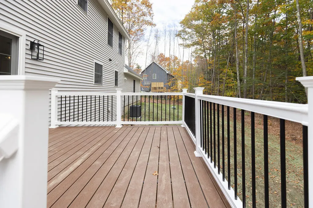 30 Haflinger Lane Berwick ME 03901