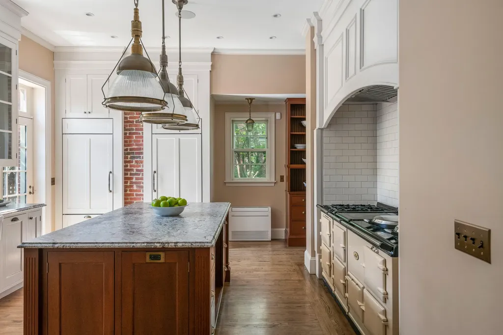 29 Bowdoin Street Portland ME 04102
