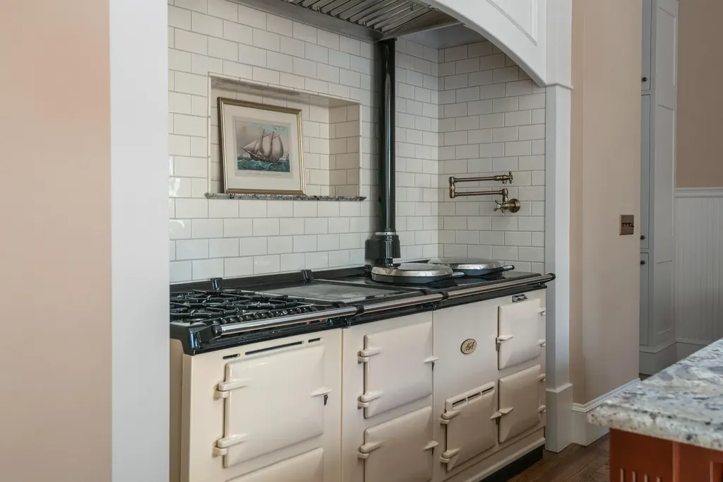 29 Bowdoin Street Portland ME 04102
