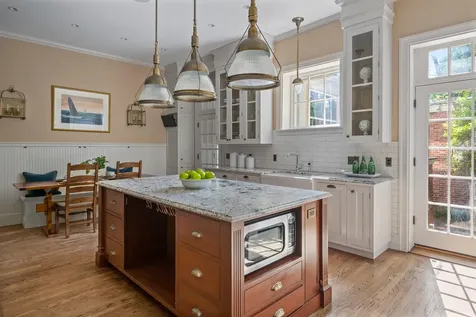 29 Bowdoin Street Portland ME 04102
