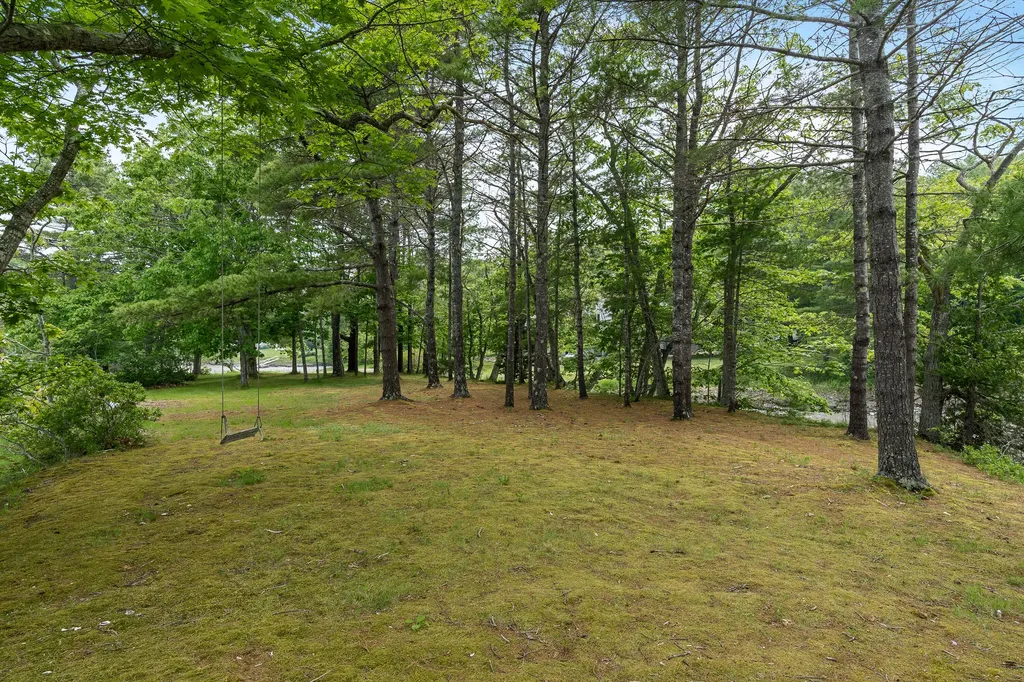 27 Long Point Road Harpswell ME 04079