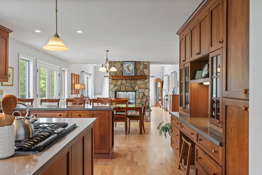 27 Long Point Road Harpswell ME 04079