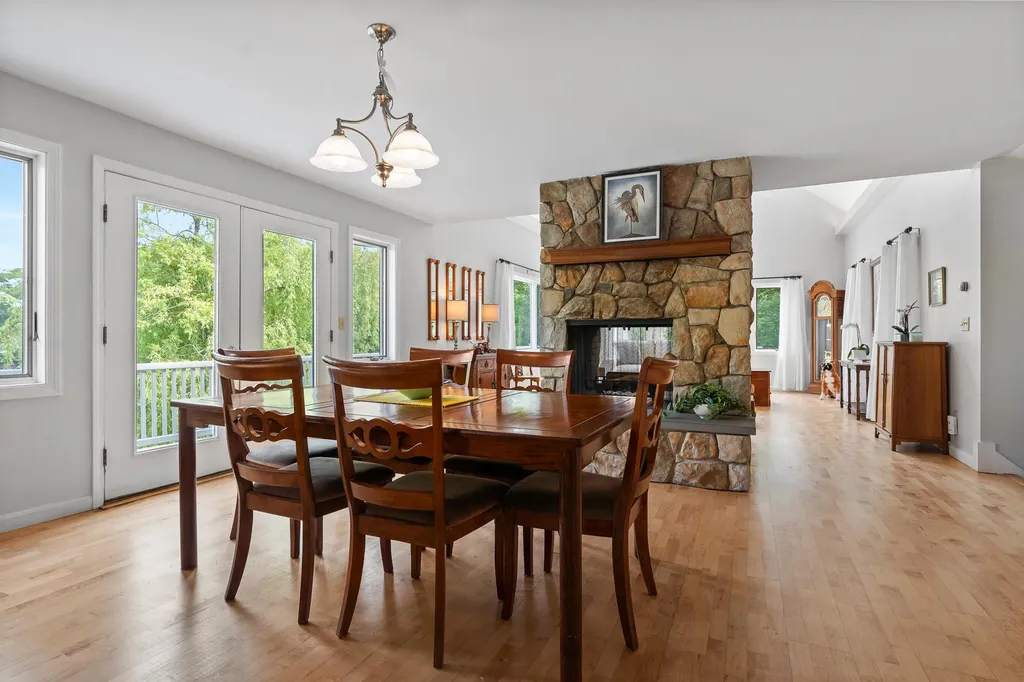 27 Long Point Road Harpswell ME 04079