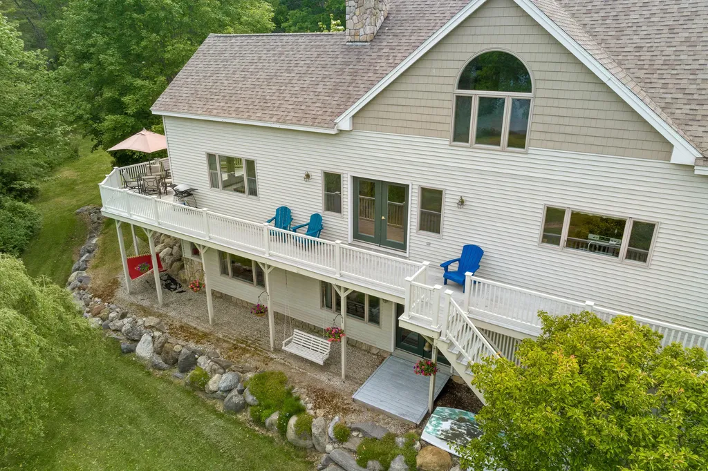 27 Long Point Road Harpswell ME 04079