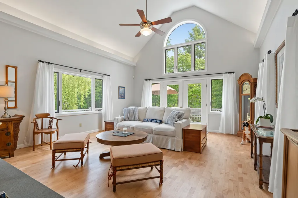 27 Long Point Road Harpswell ME 04079