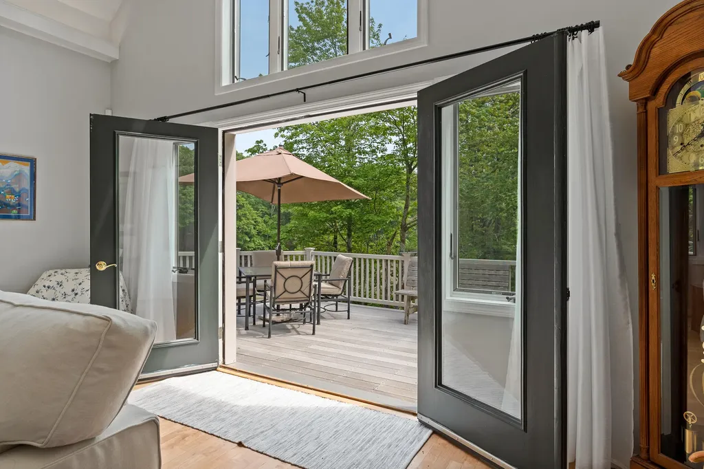27 Long Point Road Harpswell ME 04079