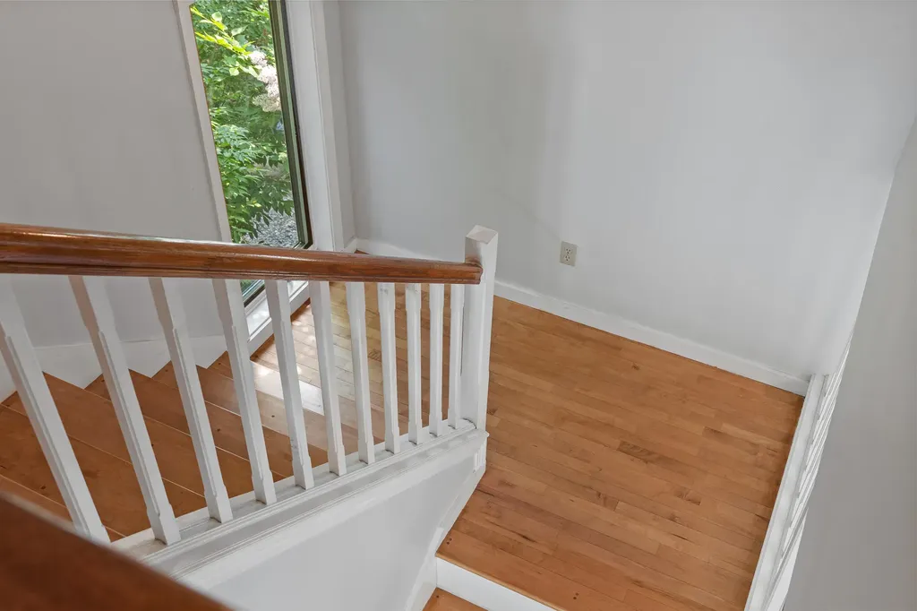 27 Long Point Road Harpswell ME 04079