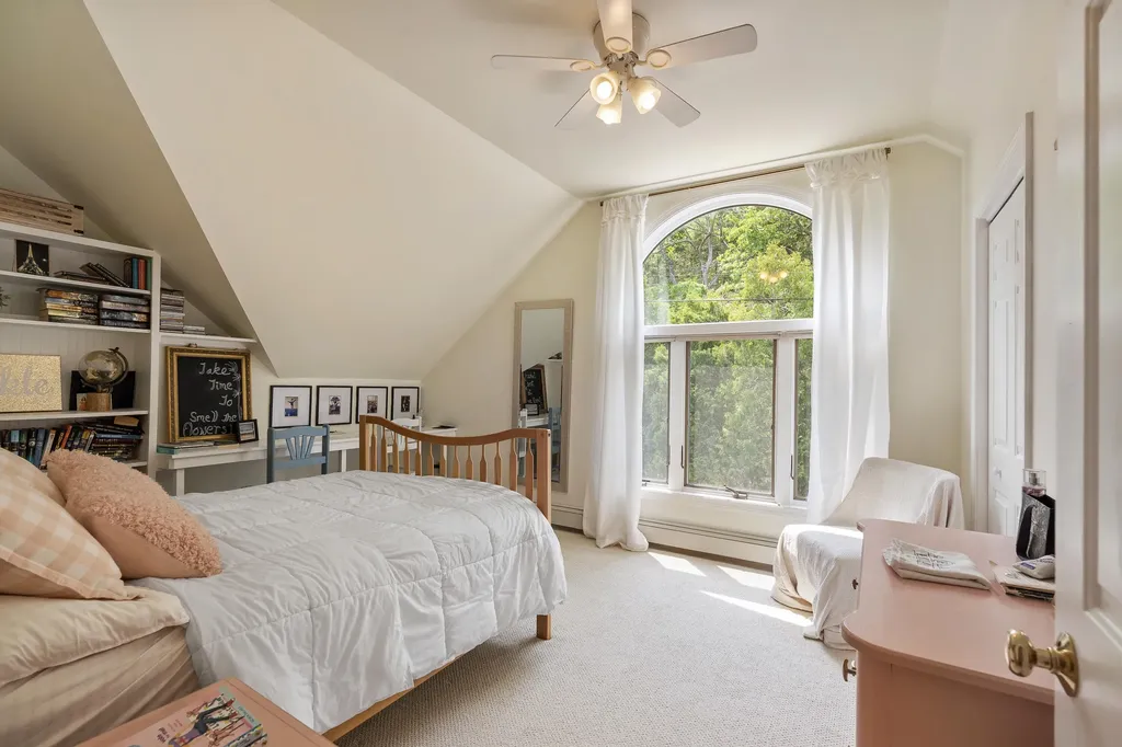 27 Long Point Road Harpswell ME 04079