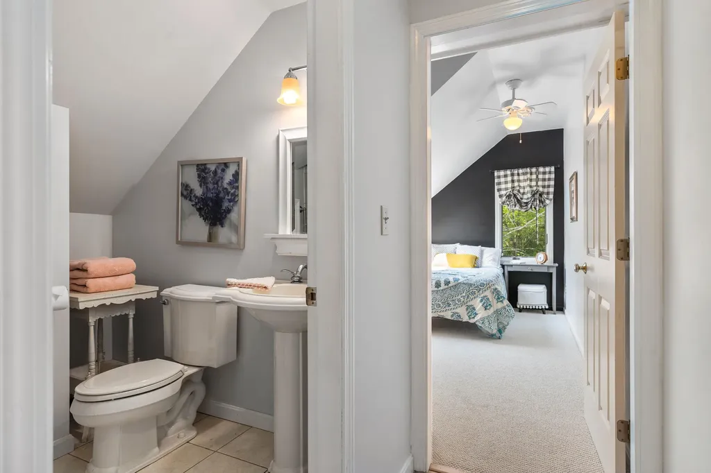 27 Long Point Road Harpswell ME 04079