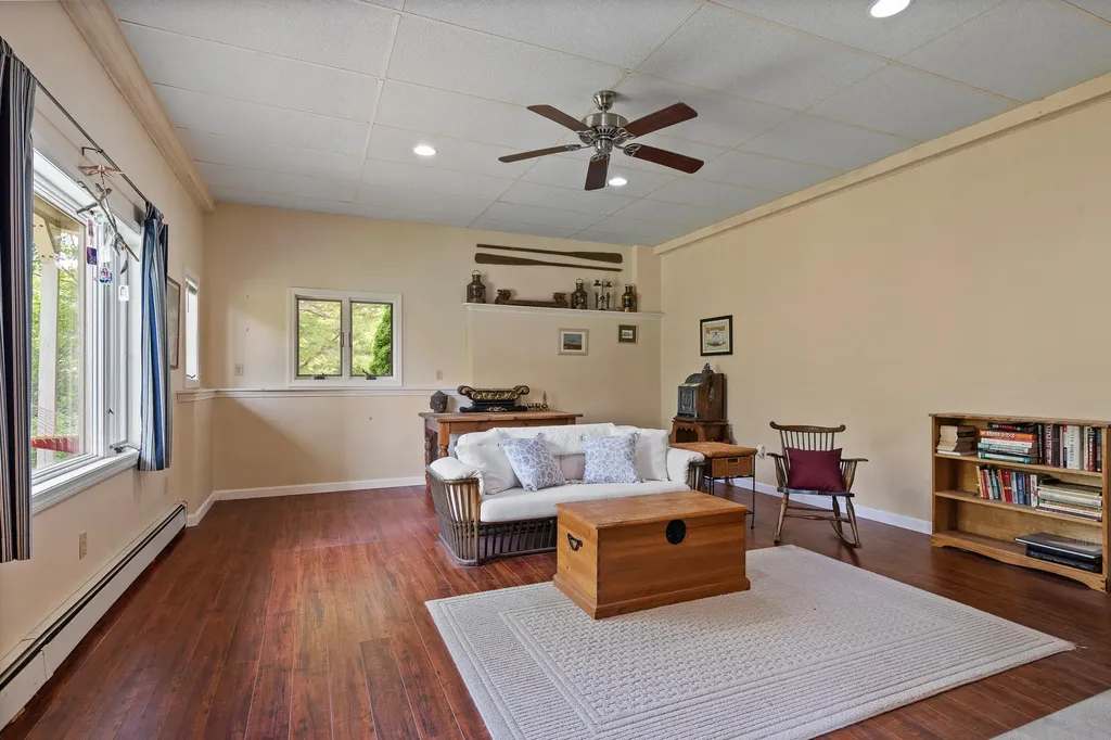 27 Long Point Road Harpswell ME 04079