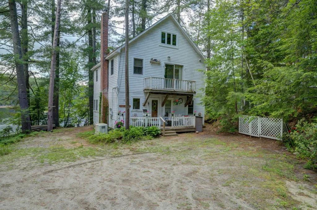 22 Copper Lane Waterford ME 04088