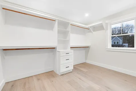 27 Eagles Lane Falmouth ME 04105