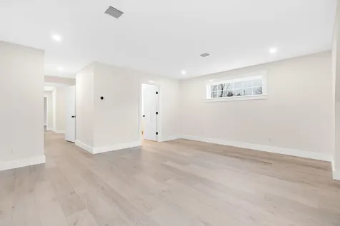 27 Eagles Lane Falmouth ME 04105