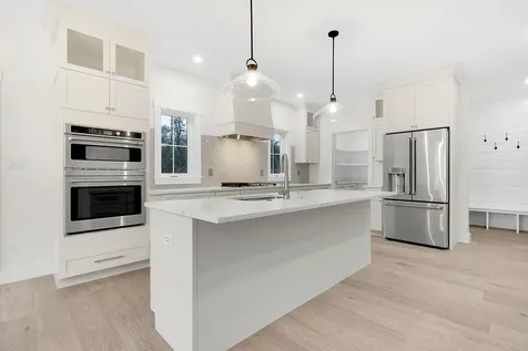 27 Eagles Lane Falmouth ME 04105