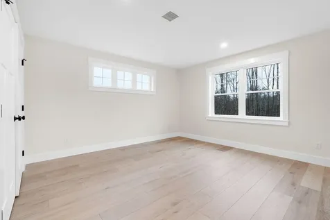 27 Eagles Lane Falmouth ME 04105