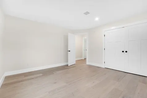 27 Eagles Lane Falmouth ME 04105