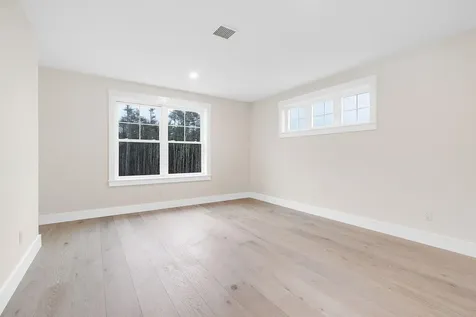 27 Eagles Lane Falmouth ME 04105