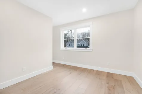 27 Eagles Lane Falmouth ME 04105