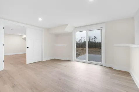 27 Eagles Lane Falmouth ME 04105