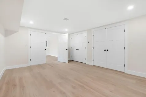 27 Eagles Lane Falmouth ME 04105