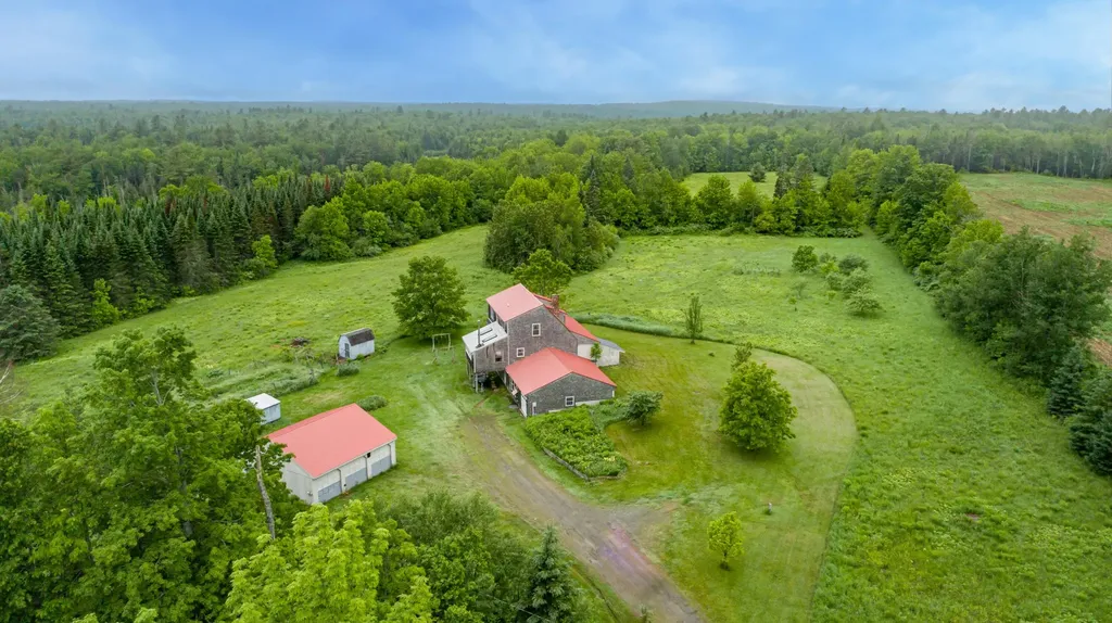 921 Bear Hill Road Dover-foxcroft ME 04426