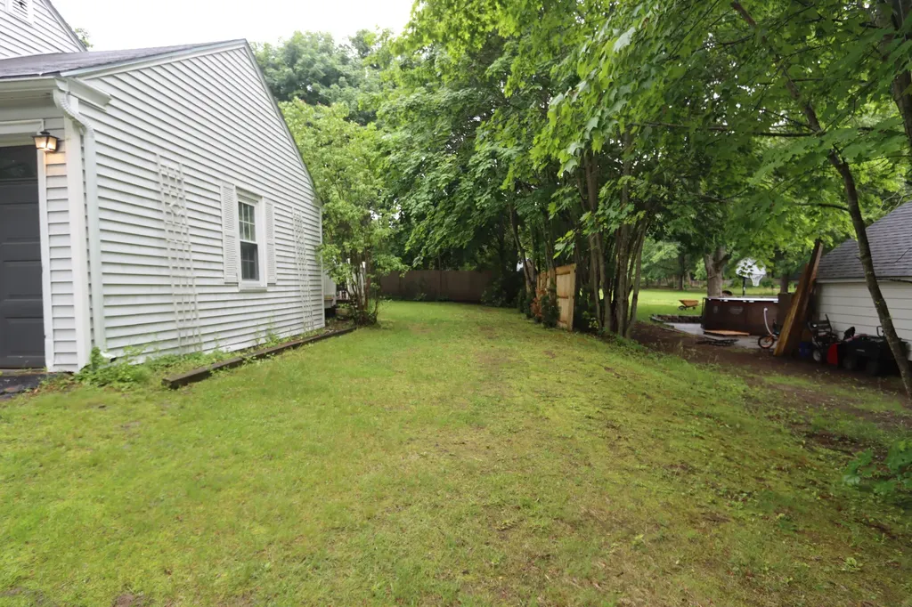 12 Sunset Avenue Auburn ME 04210