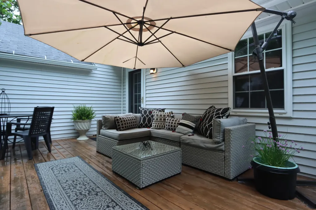 12 Sunset Avenue Auburn ME 04210
