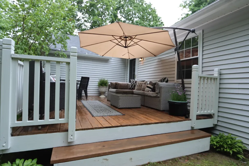 12 Sunset Avenue Auburn ME 04210