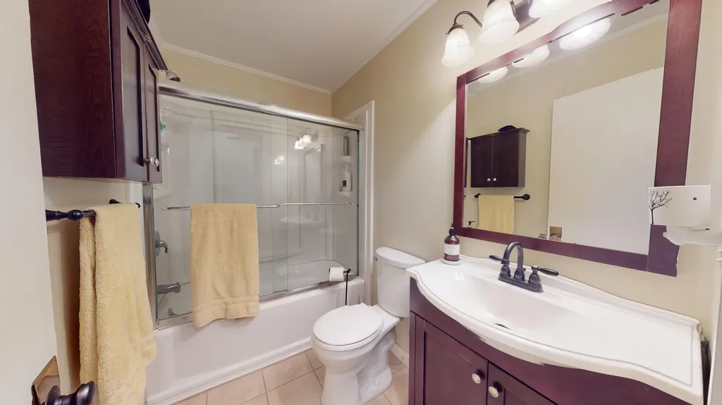 12 Sunset Avenue Auburn ME 04210