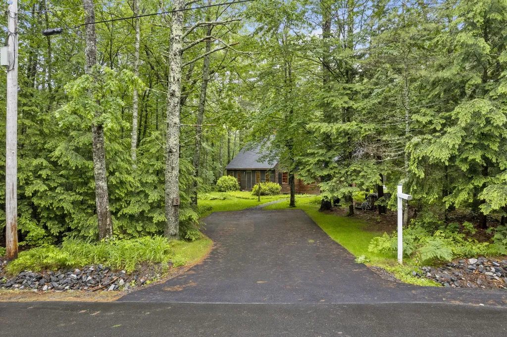 3 Hemlock Cove Road Falmouth ME 04105