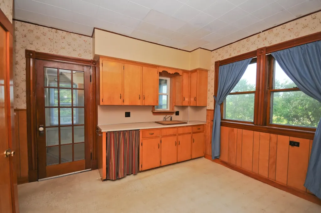 18 Main Street Franklin ME 04634