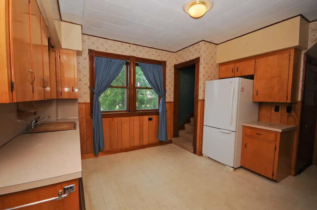 18 Main Street Franklin ME 04634