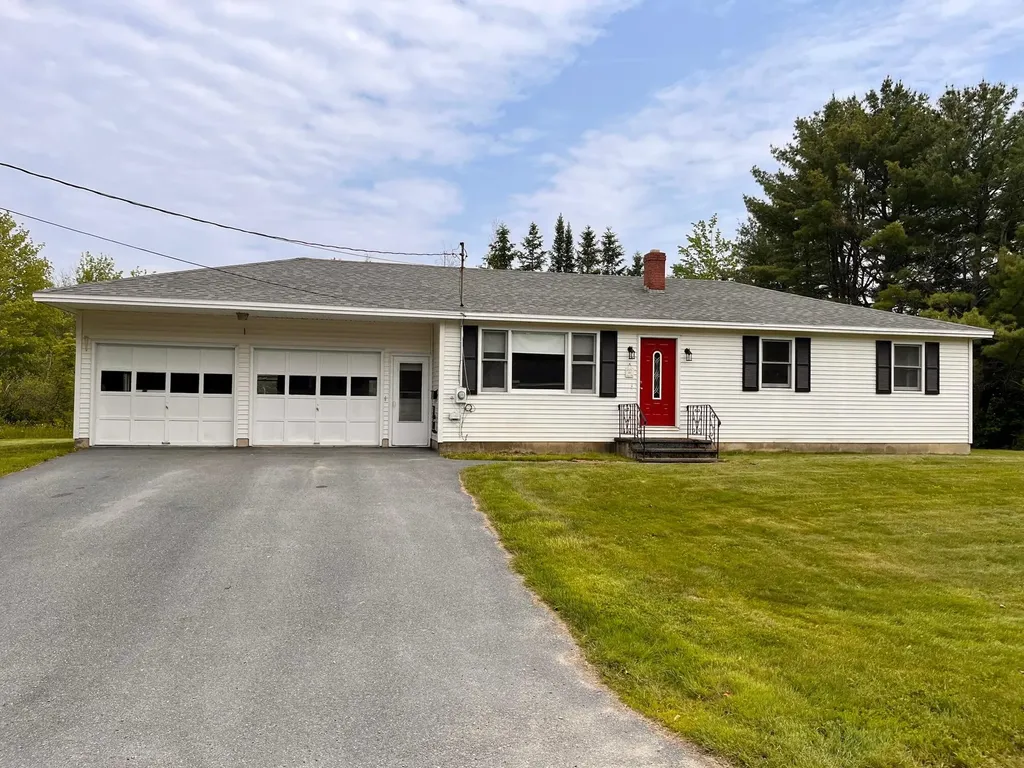 40 Maid Marion Lane Brewer ME 04412